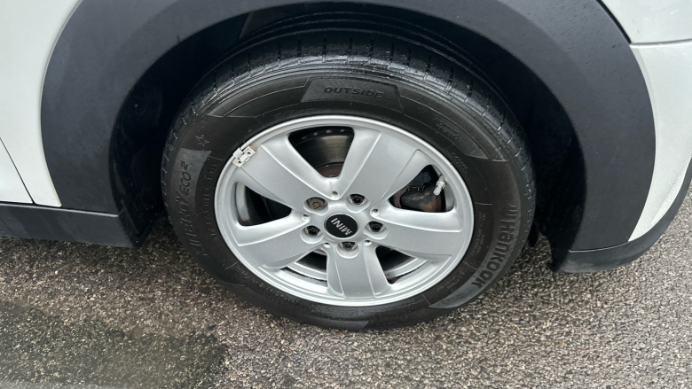 MINI Cooper 1.5 C Classic 5dr Auto Petrol Hatchback